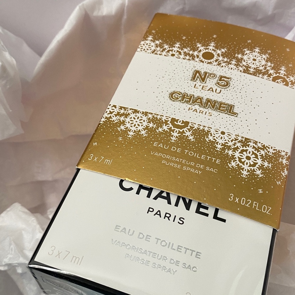 CHANEL N°5 L'Eau De Toilette Purse Spray. Holiday Sale 🎄🌲 - Picture 7 of 7